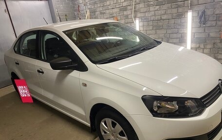 Volkswagen Polo VI (EU Market), 2014 год, 1 190 000 рублей, 1 фотография