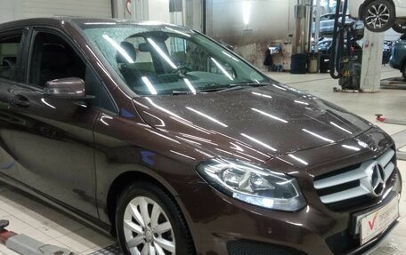 Mercedes-Benz B-Класс, 2016 год, 1 600 000 рублей, 2 фотография
