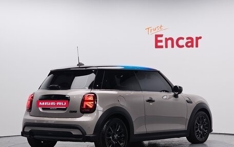 MINI Hatch, 2021 год, 1 893 000 рублей, 3 фотография