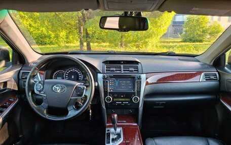 Toyota Camry, 2012 год, 1 700 000 рублей, 9 фотография
