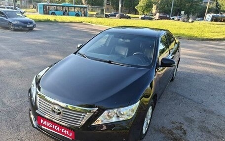 Toyota Camry, 2012 год, 1 700 000 рублей, 2 фотография