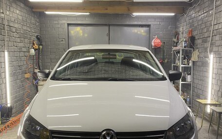 Volkswagen Polo VI (EU Market), 2014 год, 1 190 000 рублей, 2 фотография