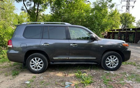 Toyota Land Cruiser 200, 2011 год, 3 150 000 рублей, 2 фотография