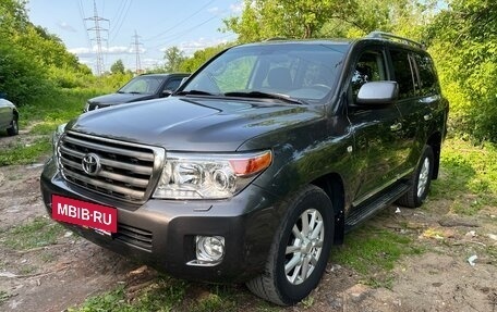 Toyota Land Cruiser 200, 2011 год, 3 150 000 рублей, 7 фотография
