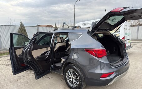 Hyundai Santa Fe III рестайлинг, 2017 год, 2 300 000 рублей, 14 фотография