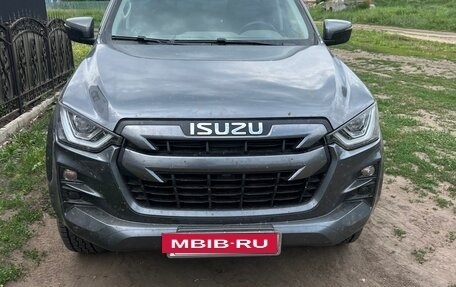 Isuzu D-Max, 2023 год, 2 900 000 рублей, 2 фотография
