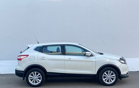 Nissan Qashqai, 2015 год, 1 090 000 рублей, 4 фотография