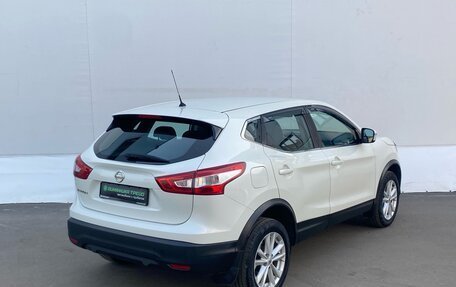 Nissan Qashqai, 2015 год, 1 090 000 рублей, 5 фотография