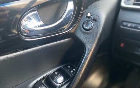 Nissan Qashqai, 2015 год, 1 090 000 рублей, 16 фотография
