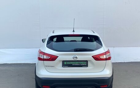 Nissan Qashqai, 2015 год, 1 090 000 рублей, 6 фотография