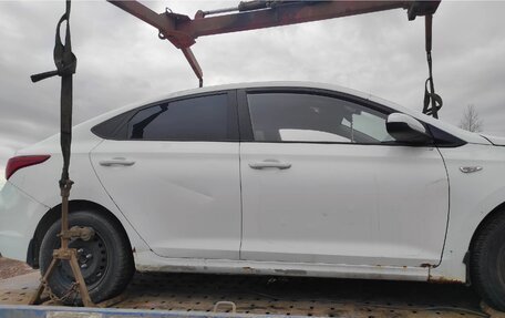Hyundai Solaris II рестайлинг, 2018 год, 836 000 рублей, 3 фотография