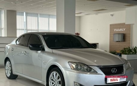 Lexus IS II рестайлинг 2, 2006 год, 1 250 000 рублей, 2 фотография