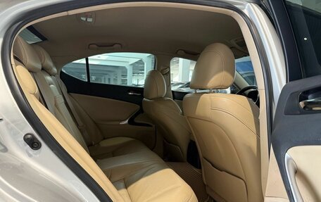 Lexus IS II рестайлинг 2, 2006 год, 1 250 000 рублей, 23 фотография