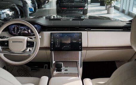 Land Rover Range Rover IV рестайлинг, 2025 год, 24 900 000 рублей, 10 фотография