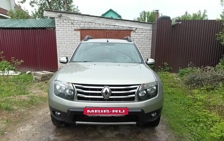 Renault Duster I рестайлинг, 2014 год, 900 000 рублей, 2 фотография