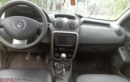 Renault Duster I рестайлинг, 2014 год, 900 000 рублей, 7 фотография