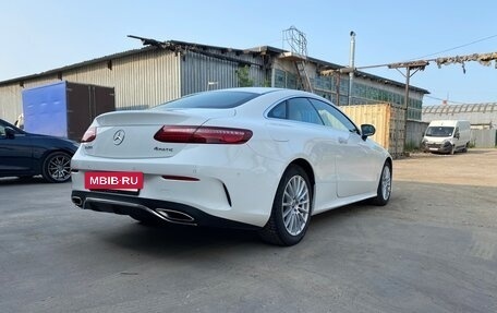 Mercedes-Benz E-Класс, 2019 год, 3 600 000 рублей, 2 фотография