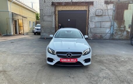 Mercedes-Benz E-Класс, 2019 год, 3 600 000 рублей, 9 фотография
