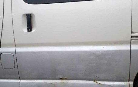 Toyota Regius, 2000 год, 650 000 рублей, 7 фотография
