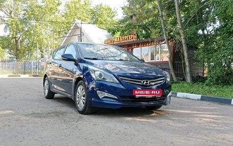 Hyundai Solaris II рестайлинг, 2015 год, 1 200 000 рублей, 2 фотография
