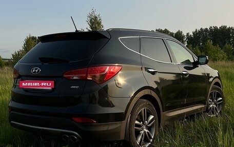 Hyundai Santa Fe III рестайлинг, 2013 год, 1 800 000 рублей, 3 фотография