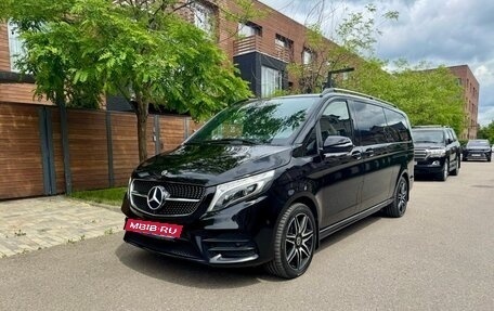 Mercedes-Benz V-Класс, 2022 год, 8 500 000 рублей, 2 фотография