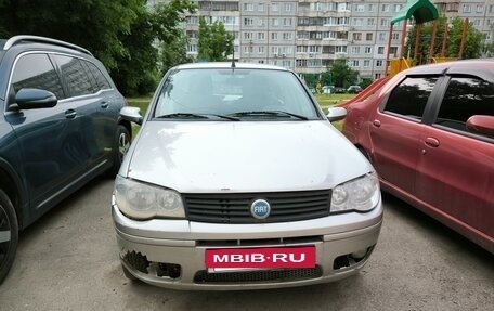 Fiat Albea I рестайлинг, 2007 год, 333 000 рублей, 2 фотография