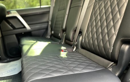 Toyota Land Cruiser Prado 150 рестайлинг 2, 2020 год, 5 990 000 рублей, 9 фотография
