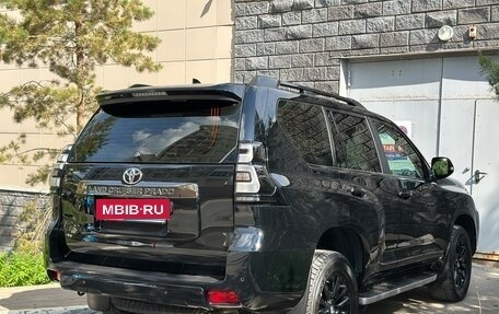 Toyota Land Cruiser Prado 150 рестайлинг 2, 2020 год, 5 990 000 рублей, 6 фотография