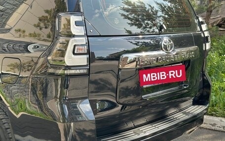 Toyota Land Cruiser Prado 150 рестайлинг 2, 2020 год, 5 990 000 рублей, 3 фотография