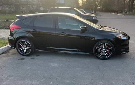 Ford Focus ST III, 2017 год, 1 500 000 рублей, 3 фотография