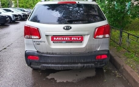 KIA Sorento II рестайлинг, 2011 год, 900 000 рублей, 2 фотография