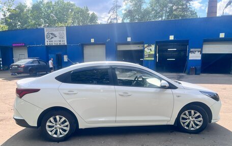 Hyundai Solaris II рестайлинг, 2021 год, 1 200 000 рублей, 7 фотография
