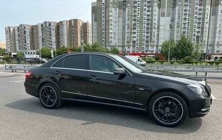 Mercedes-Benz E-Класс, 2010 год, 1 350 000 рублей, 4 фотография