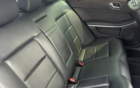 Mercedes-Benz E-Класс, 2010 год, 1 350 000 рублей, 13 фотография