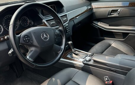 Mercedes-Benz E-Класс, 2010 год, 1 350 000 рублей, 15 фотография
