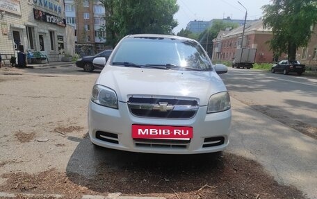 Chevrolet Aveo III, 2011 год, 550 000 рублей, 2 фотография