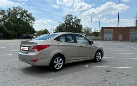 Hyundai Solaris II рестайлинг, 2014 год, 900 000 рублей, 4 фотография
