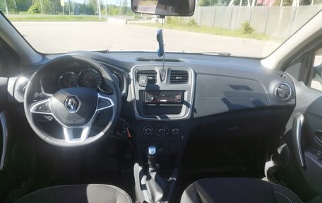 Renault Logan II, 2022 год, 1 500 000 рублей, 6 фотография