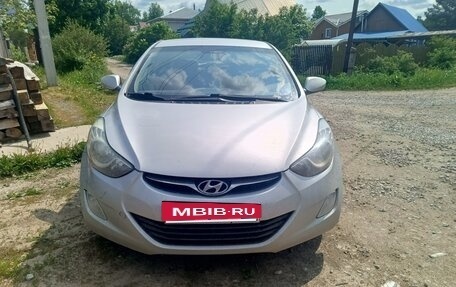 Hyundai Elantra V, 2012 год, 890 000 рублей, 8 фотография