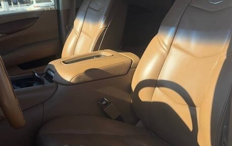Cadillac Escalade IV, 2016 год, 4 660 000 рублей, 25 фотография