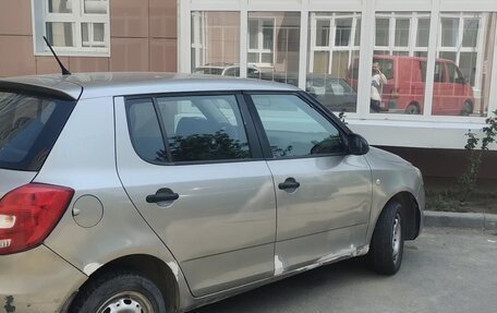 Skoda Fabia II, 2011 год, 350 000 рублей, 6 фотография
