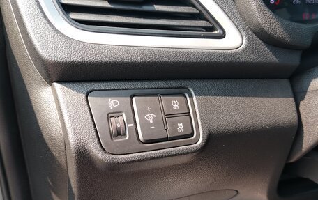 Hyundai Solaris II рестайлинг, 2018 год, 937 000 рублей, 7 фотография