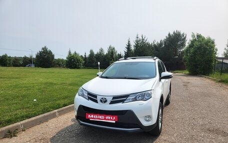 Toyota RAV4, 2014 год, 2 200 000 рублей, 9 фотография