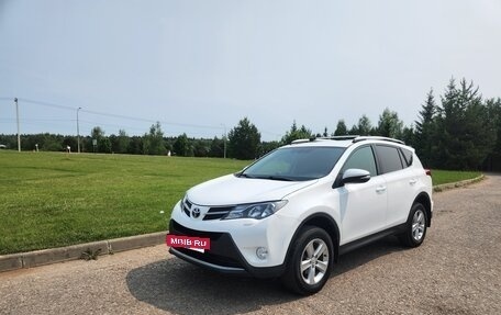 Toyota RAV4, 2014 год, 2 200 000 рублей, 13 фотография