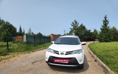 Toyota RAV4, 2014 год, 2 200 000 рублей, 19 фотография