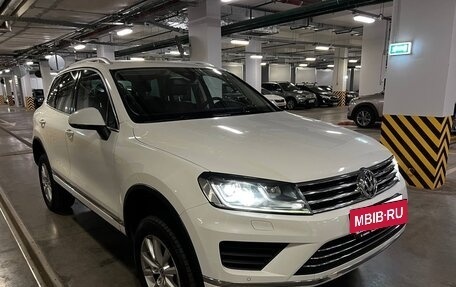 Volkswagen Touareg III, 2015 год, 3 950 000 рублей, 2 фотография