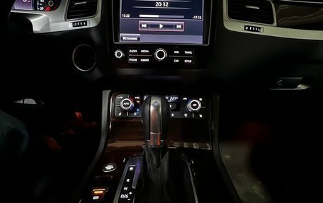 Volkswagen Touareg III, 2015 год, 3 950 000 рублей, 18 фотография