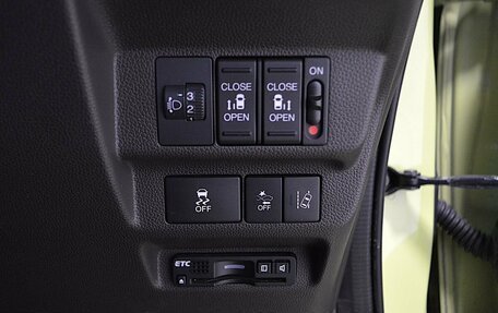 Honda Freed II, 2017 год, 1 299 000 рублей, 20 фотография