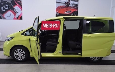 Honda Freed II, 2017 год, 1 299 000 рублей, 10 фотография